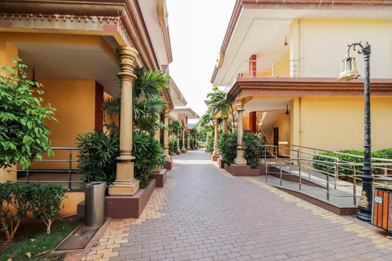 Townhouse Oak Aavasa Resorts Kolanukonda Exterior foto